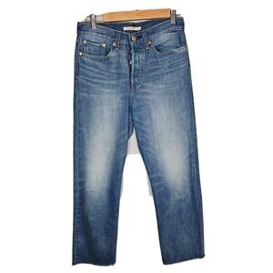 Levi's Women's Blue Wedgie Straight Fray Hem Button Fly Jeans Size 27‎